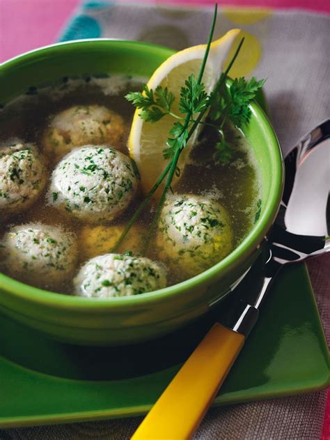 Bouillon Aux Boulettes De Viande Aux Herbes Et Au Citron Recette