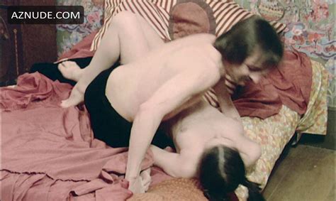 SCHOOLGIRL HITCHHIKERS NUDE SCENES AZNude