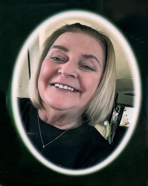 Neighbors are coming together to support the Hardy Lee funeral home 3