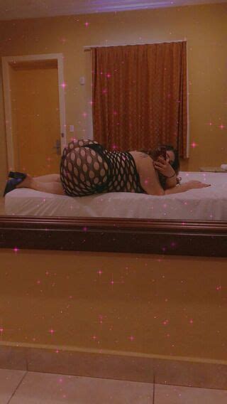 Goddess Glo Glo Goddess Pretttylillfeet Nude OnlyFans NudoStar TV