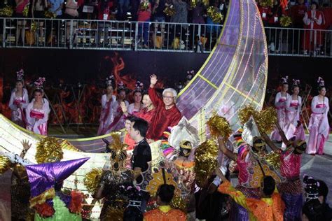 President Tony Tan And Mrs Mary Tan Arriving At Chingay