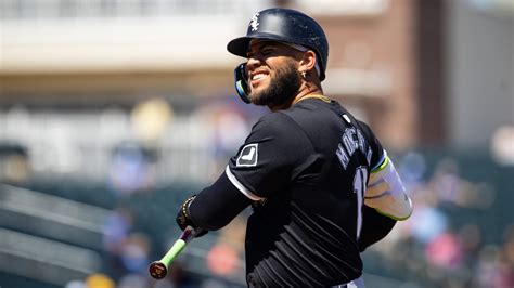 Blue Jays Reportedly Among Teams Interested In Yoan Moncada Yardbarker