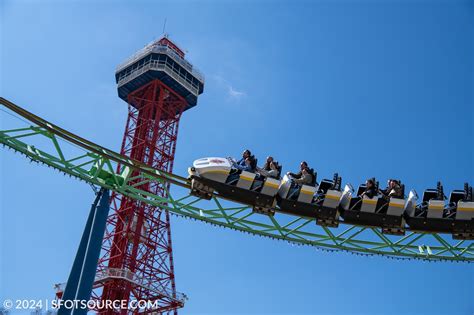 Shock Wave Roller Coaster | Six Flags Over Texas