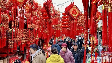 记者赶大集丨红红火火！腊月大集年味浓李村对联张伟