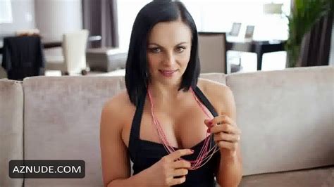 AKSANA Nude AZNude