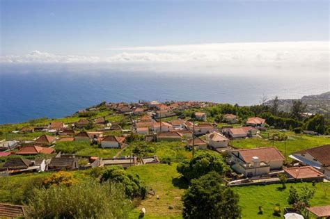 Terreno à venda no caminho de Cales e Chada 162 Arco da Calheta