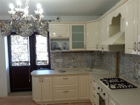 Дизайн кухни в бежевом цвете: 70+ реальных фото примеров