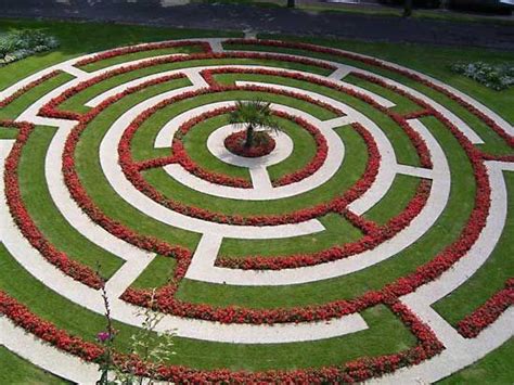 Labyrinth | History, Design & Uses | Britannica