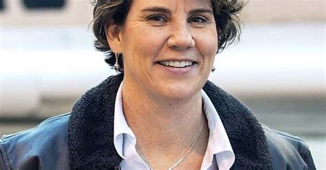 Kentucky Meet Amy Mcgrath 20 Yr Marine Fighter Pilot Vote For Her To Unseat The Traitor