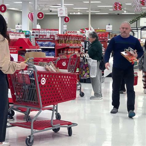 Walmart plans drastic product change as customers switch gears - TheStreet