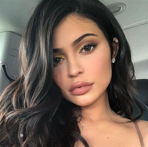 Kylie Jenner Poses Naked For Playboy With Her Boyfriend