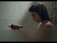 Hazar Ergüçlü nude pics page 1