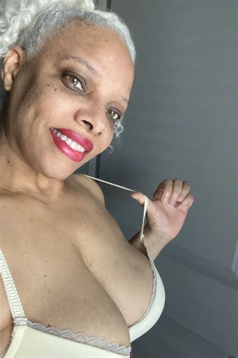 Hello Nude Pics XHamster