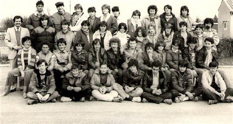 Photo de classe 3 de 1984 Collège Jean Gay Copains d avant