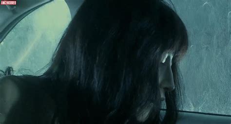 Hiroko Sat Desnuda En A Night In Nude Salvation