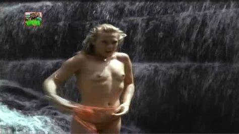 Naked Mar Lia Nau In Neurose Sexual