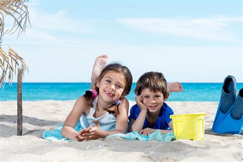 Детский Нудийский Пляж - HD фотoграфии