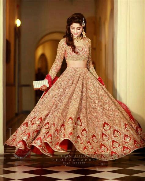 Pin By Haniya Malik On Fashion Style Indian Bridal Wear Indian