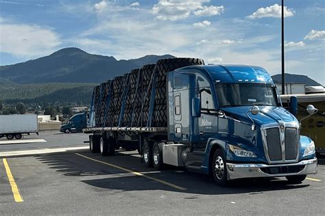 The Advantages Of Working With A Flatbed Only Carrier Melton Truck