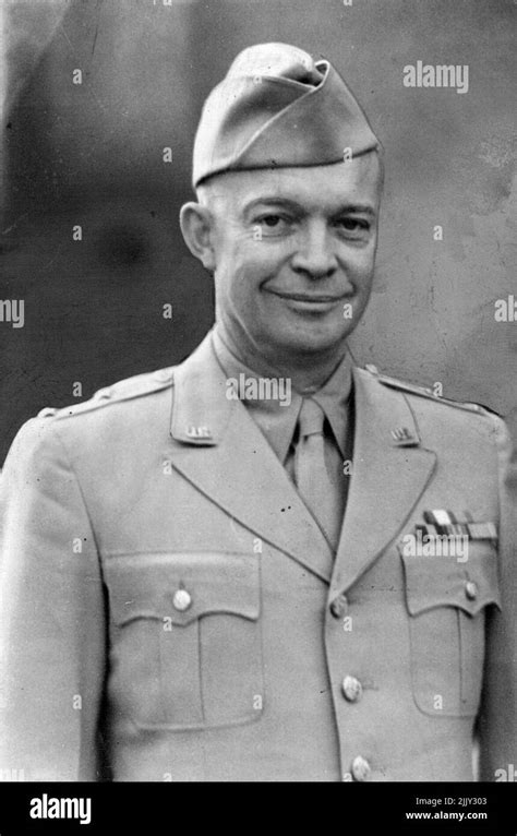 Retrato Del General Dwight Eisenhower Fotograf As E Im Genes De Alta