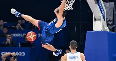 Lakers Austin Reaves Hyped By Fans As Team Usa Routs Greece At