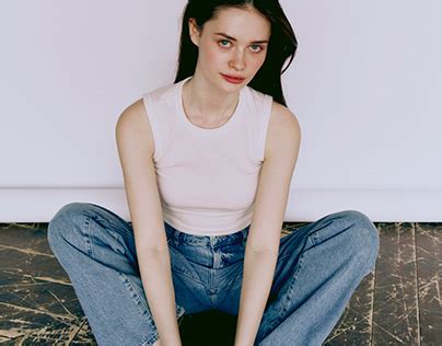 Darina Projects :: Photos, videos, logos, illustrations and branding ...