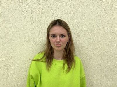 LynnMill Stripchat Webcam Model Profile Free Live Sex Show Cam Joy