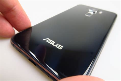 ASUS ZenFone 3 ZE520KL Review Improved Design Camera And Basically