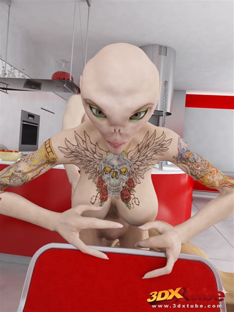 Busty Alien Chicks Want To Fuck A Hard Silver Cartoon Picture