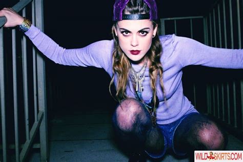 20 Hot Photos By Lindsey Shaw