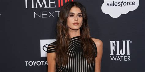Kaia Gerber S Surrealist Naked Minidress With Abstract Stripes Has The Perfect Level Of Fringe
