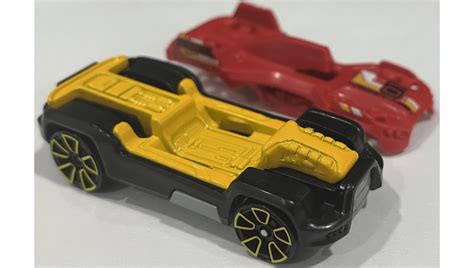 ᐉ Машинка Hot Wheels Mattel Drone Duty Rescue HCT43 Краща ціна в Києві Україні Купити в