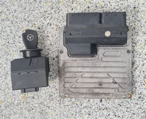 MOTORSTEUERGERÄT ECU MERCEDES BENZ A2711539779 Engine Control Unit SLK