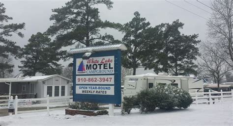 White Lake Motel and Campground - 4 Photos - Elizabethtown, NC