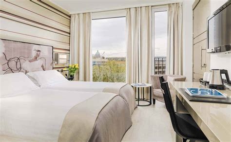 H10 London Waterloo Stylish Modern Hotel With Great Access Blue