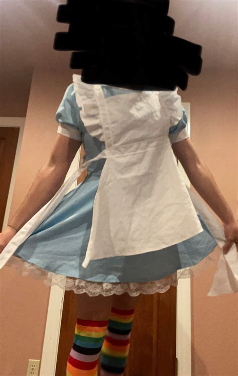 First Post Here So Hello Everyone Im 18 Bi And A Femboy Haha Gay Men Amino