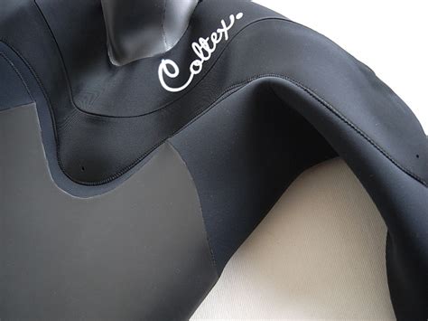 波情報 湘南 Coltex セミドライ さらなる試作スーツ サーフボードクオリティーハードコア Quality Hardcore Distributions