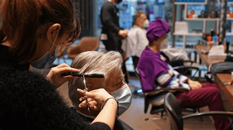 Oklahoma Lawmakers Introduce Bills To Reduce License Requirements For Hair Stylists