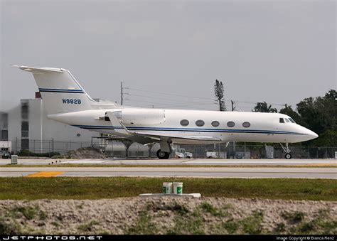 N982B Gulfstream G IIB Private Bianca Renz JetPhotos