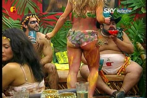 Naked Raquel Bigorra in Big Brother VIP México