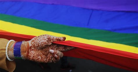 Fotos Parada Gay na Índia atrai centenas UOL Notícias