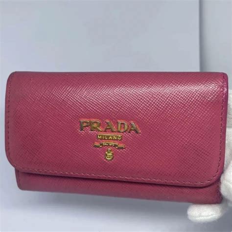 Prada プラダ Prada 6連 キーケース サフィアーノの通販 By 🌟プロフ必読🌟｜プラダならラクマ