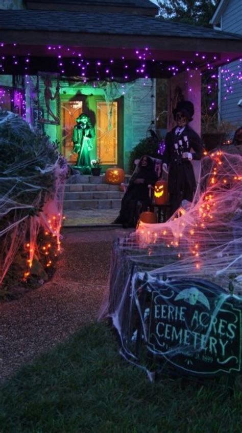 30 Outdoor Halloween Decorations Ideas - Decoration Love