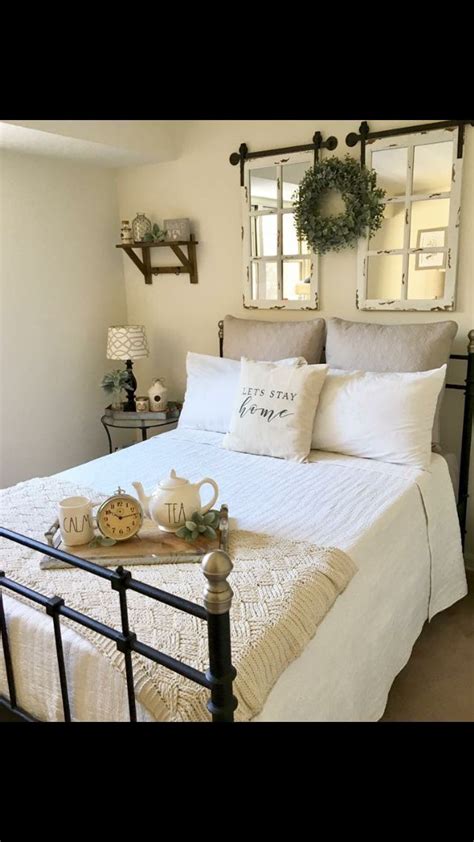 30 Guest Bedroom Decor Ideas To Create A Cozy And Welcoming Space