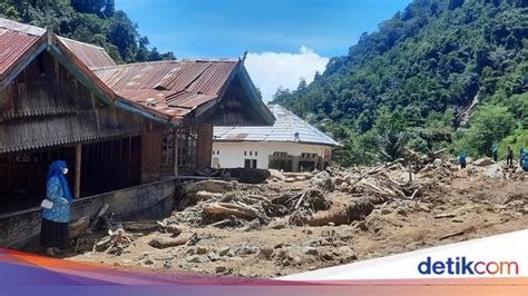 6 Penderitaan Warga Sulbar Yang Diterjang Banjir Dan Tanah Longsor