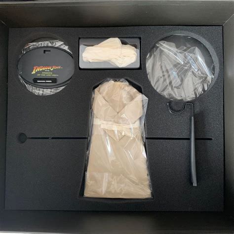 Hot Toys DX Indiana Jones Raiders Of The Lost Ark Hobbies Toys