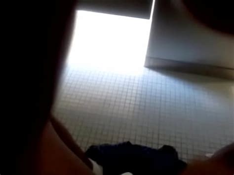 Bbc Bus Station Bathroom Lol XVIDEOS