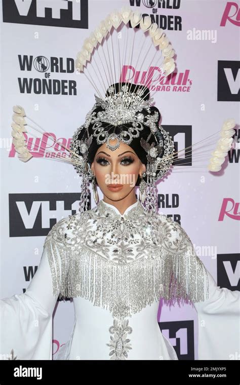 Plastique Tiara Arrives At The Red Carpet For Rupaul S Drag Race