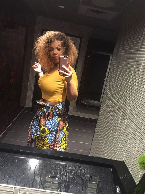 Yellow Nudes TightShirts NUDE PICS ORG