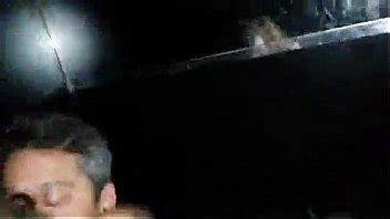 Con La Esposa En El Columpio Interior Del Amigo Comiendo Xvideos